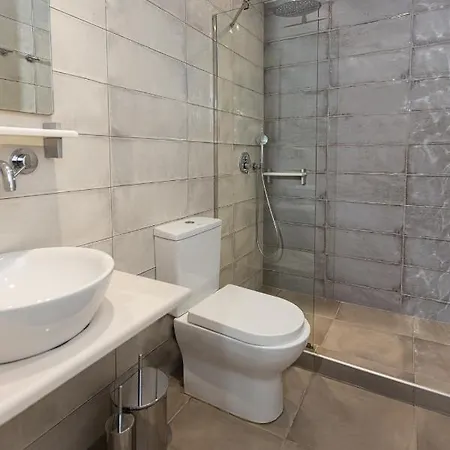 Lägenhetshotell Andromeda 4*