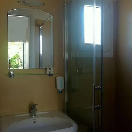 Lägenhetshotell Andromeda 4*