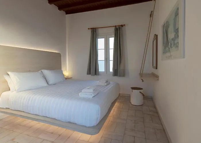 أندروميدا ريزيدنس 4* Mykonos Town