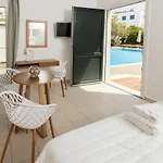 Aparthotel Andromeda 4*