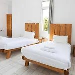 Aparthotel Andromeda 4*
